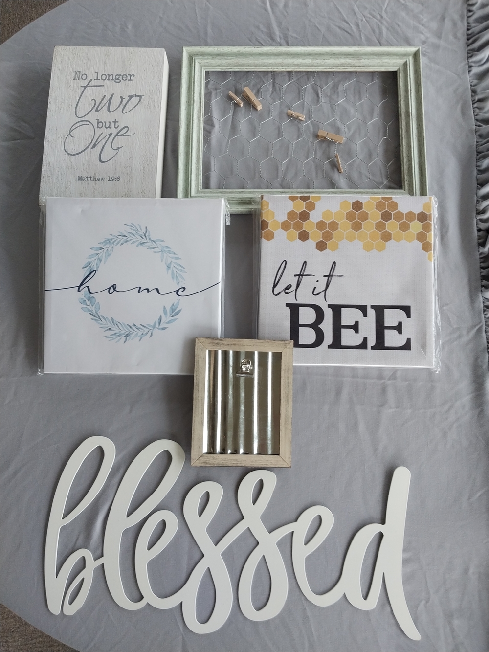 Bundle of 6 Home Decor Items